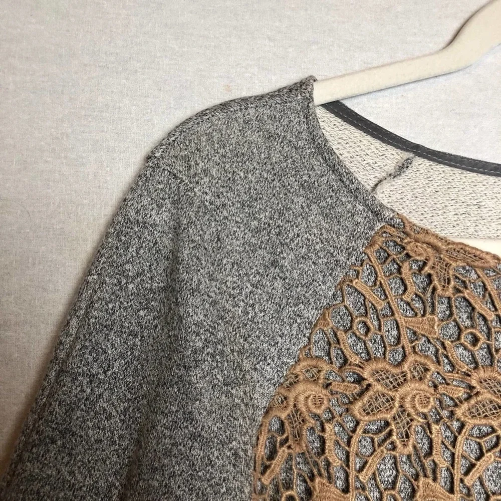 ANTHRO Dolan Le Pompe Eyelet Sweatshirt S - Picture 8 of 8